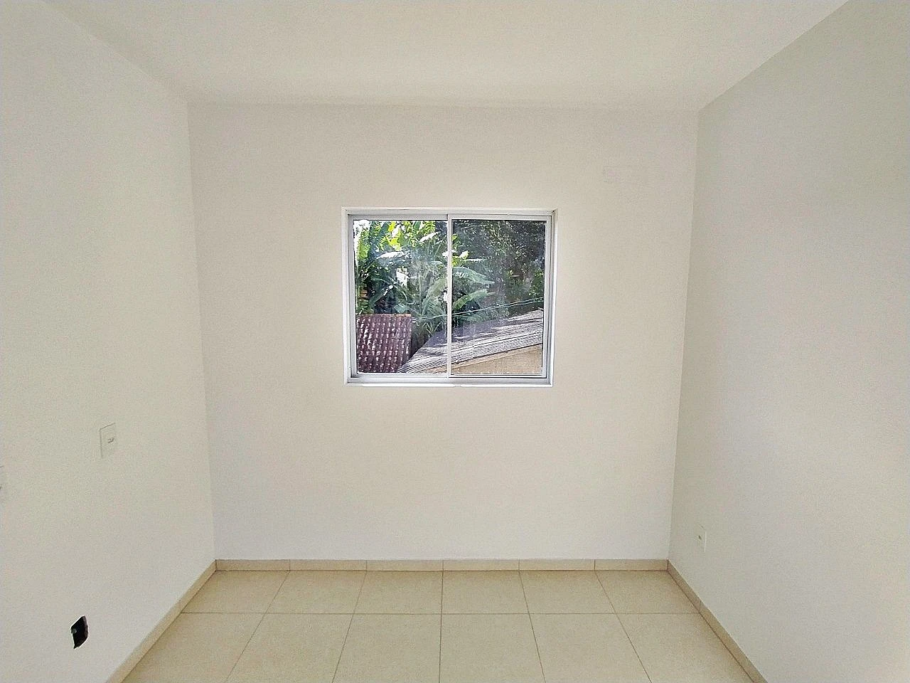 Prédio em Barreiros, São José