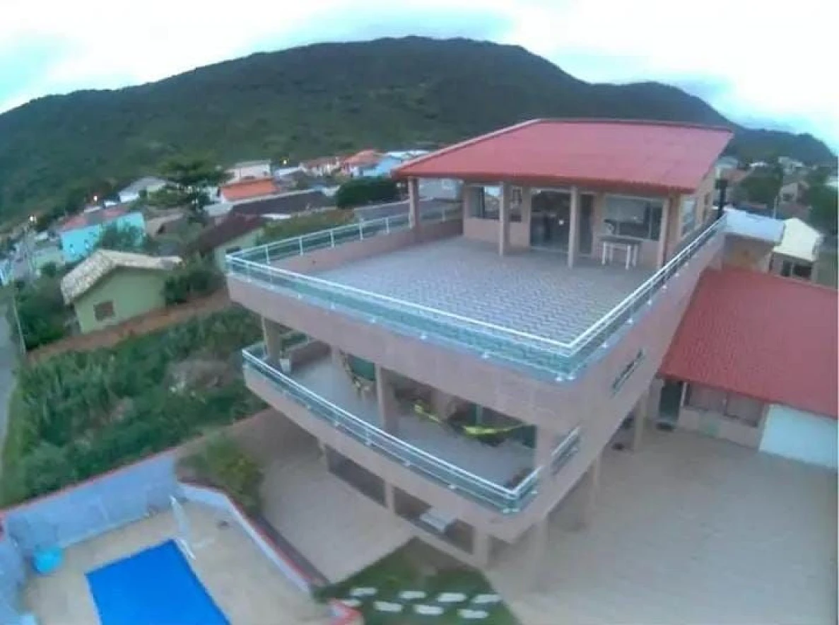 Casa a Venda + 02 Kitinetes - Ingleses Florianópolis/SC