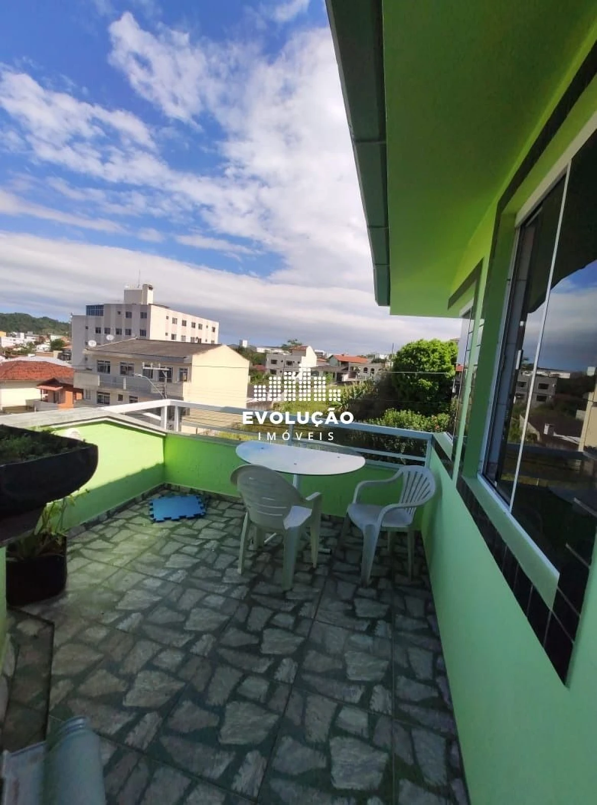 Prédio em Picadas do Sul, São José