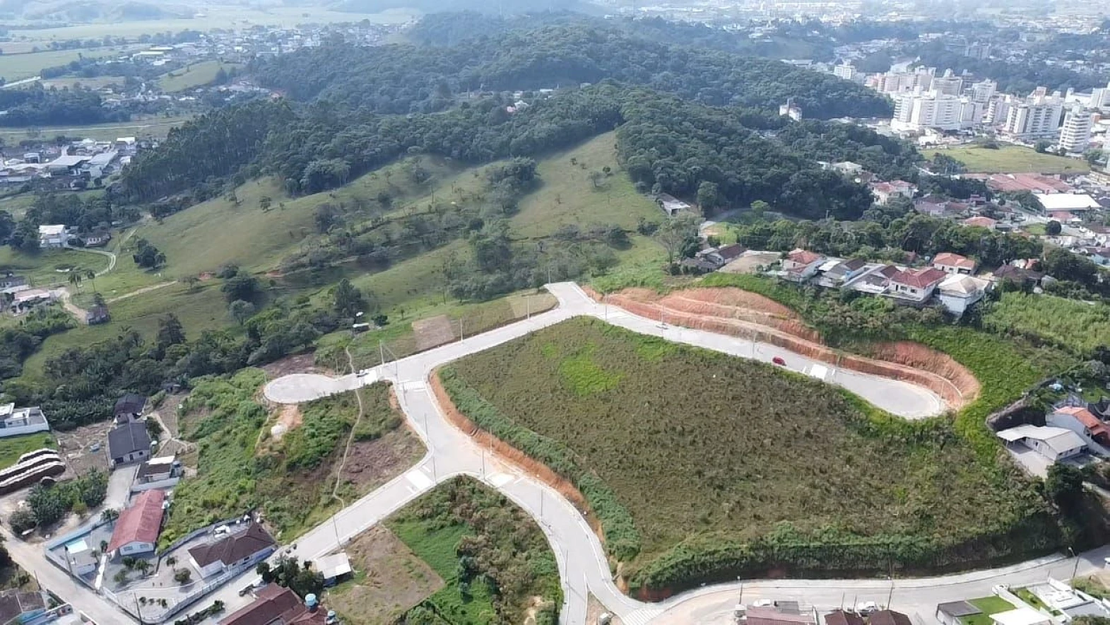 Terreno em São João, Santo Amaro da Imperatriz