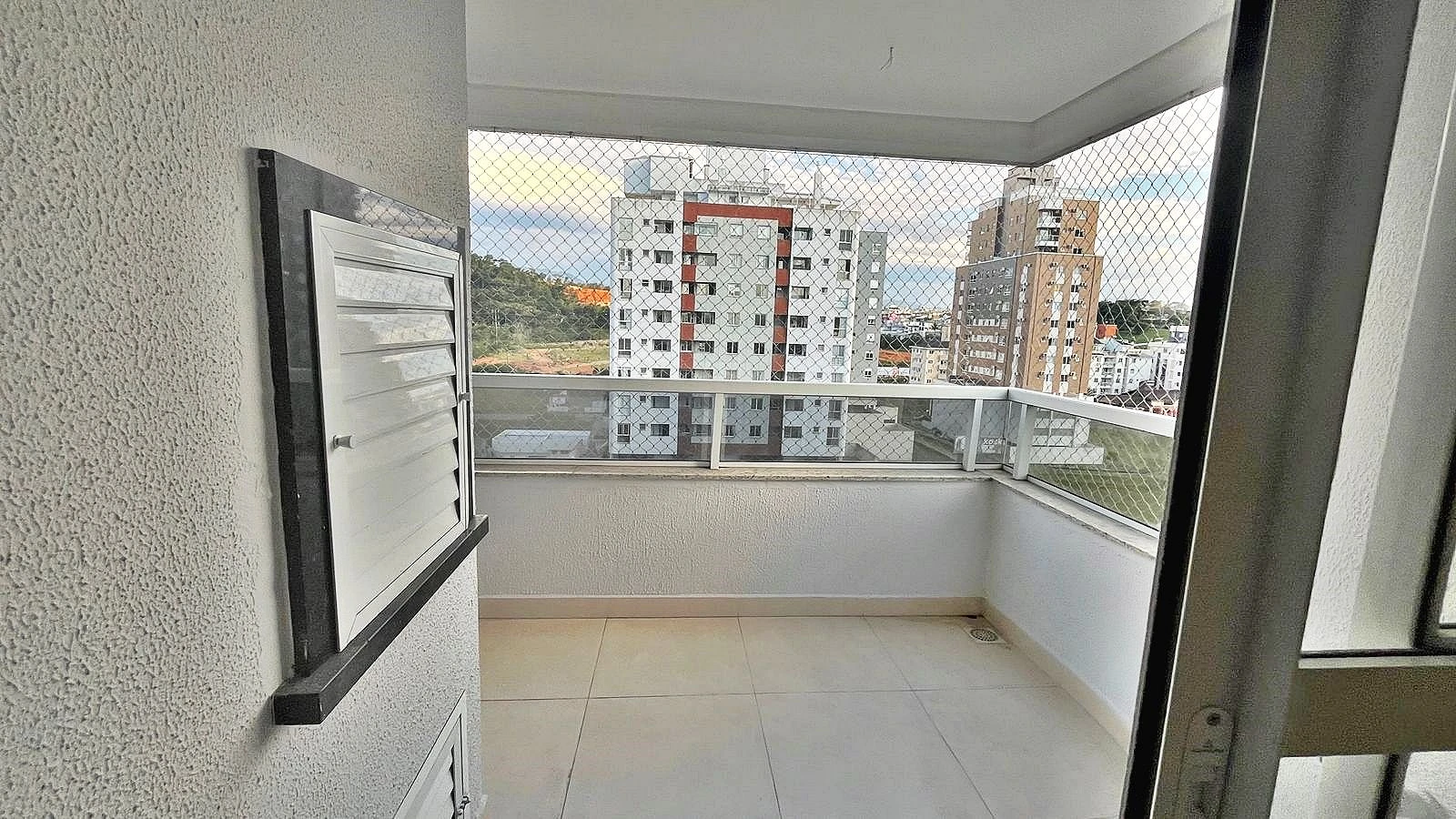 Apto 3 Quartos, 1 Suíte, 1 Sacada - Pedra Branca - Santa Catarina - Foto 11
