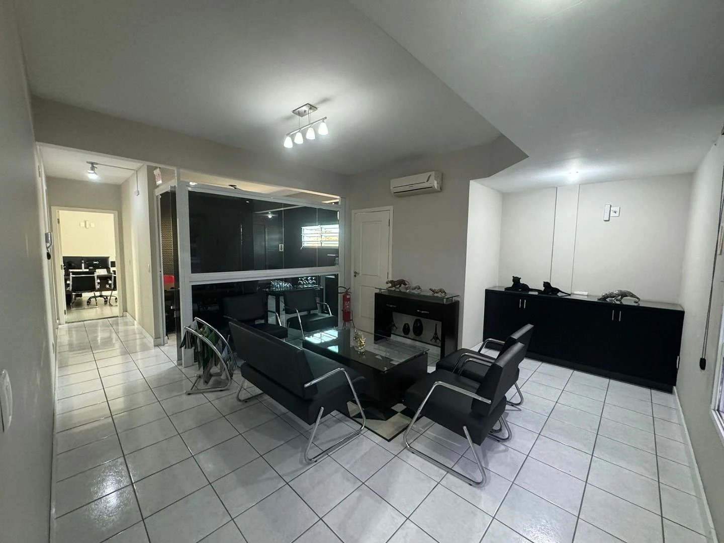 Prédio Comercial ou Residencial, no Roçado, com 291,40 m² - Foto 6