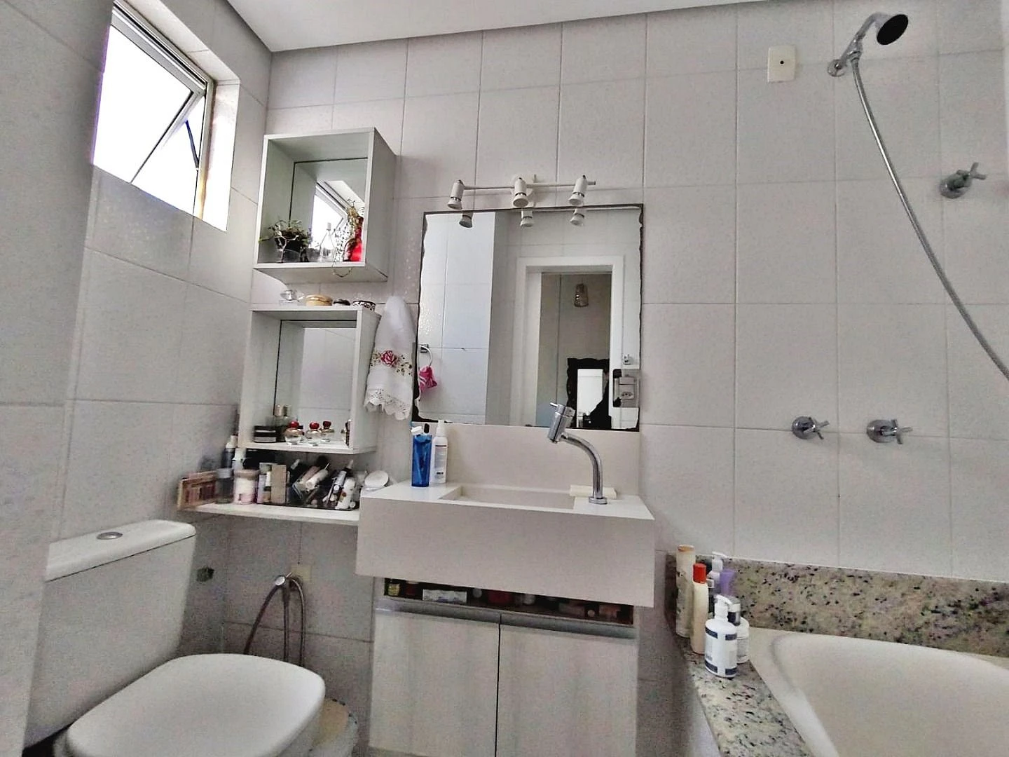 Ótimo Apartamento com 3 Dorms (1 Suíte), 108 m² - Kobrasol - São José/SC - Foto 18