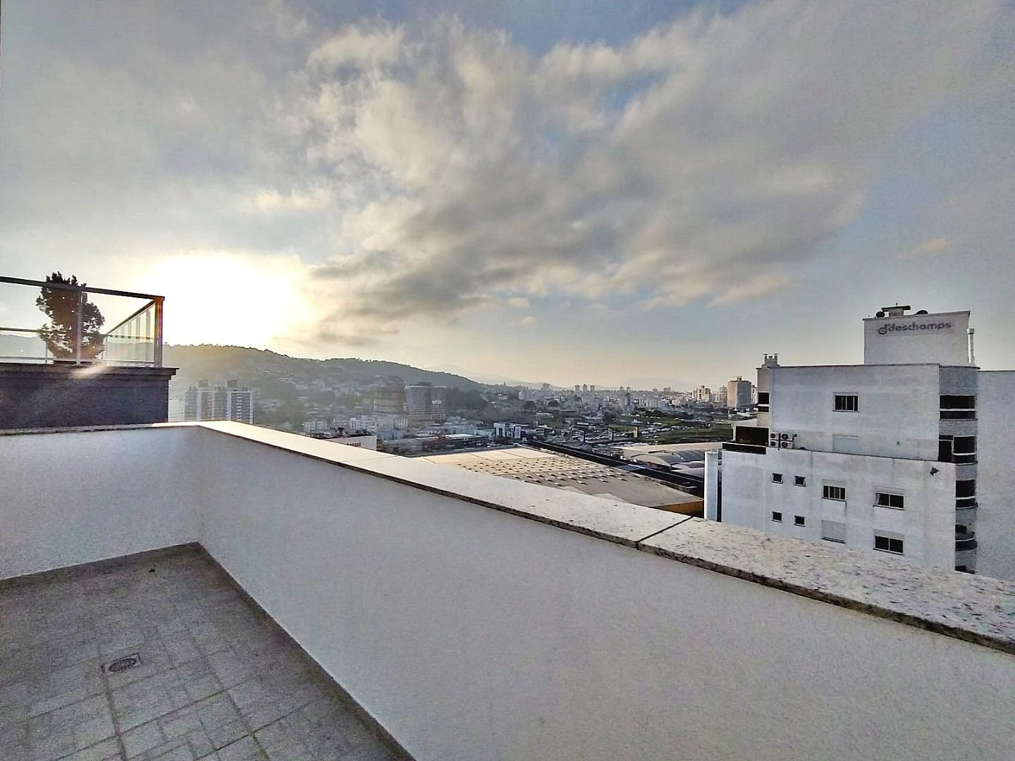 Ótimo Apartamento com 3 Dorms (1 Suíte), 108 m² - Kobrasol - São José/SC - Foto 22