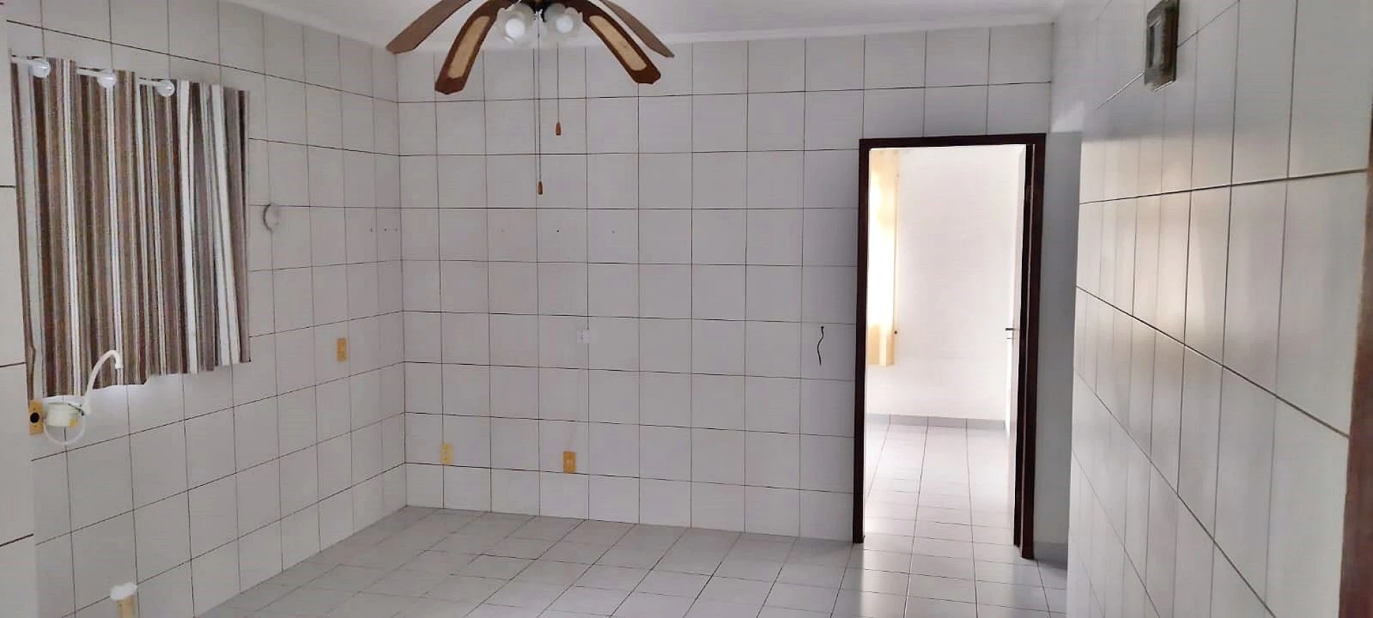 Casa 2 Quartos, 4 Vagas, Escritura - Santo Amaro da Imperatriz - Foto 6