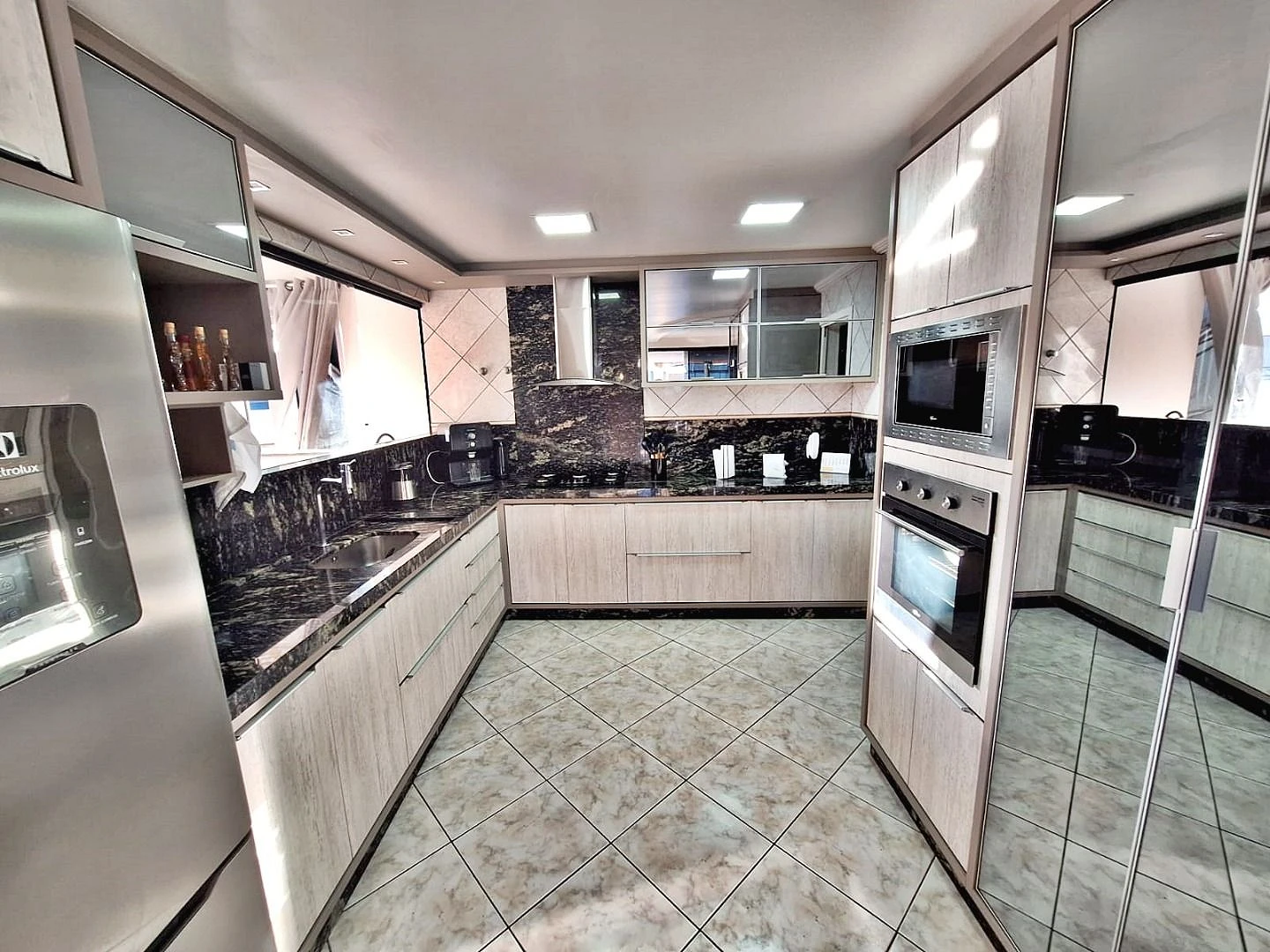 Casa 4 Quartos, 1 Suíte, 3 Vagas - Jardim Cidade Florianópolis - Santa Catarina - Foto 10