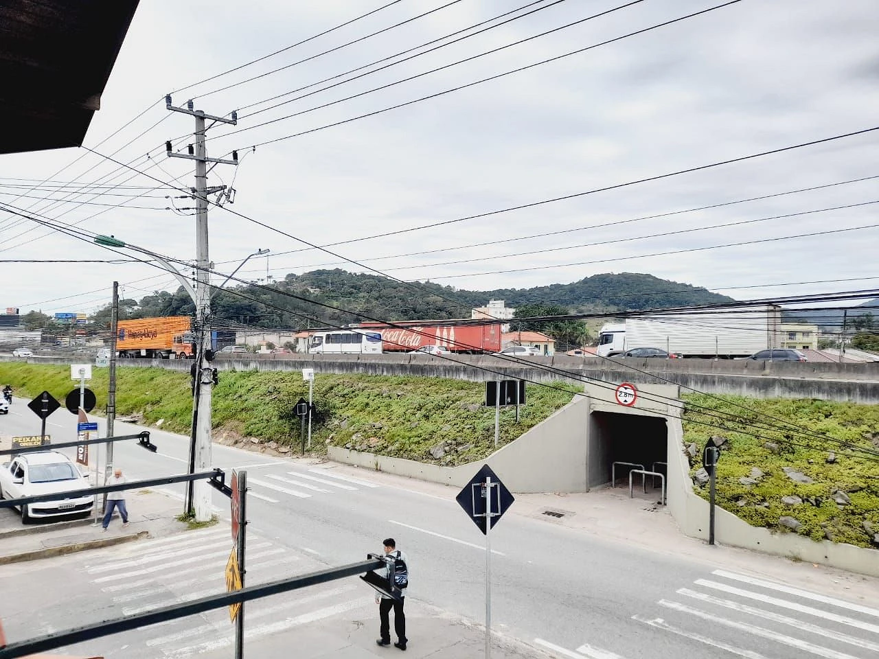 Prédio à Venda, 280 m² 03 Comércios e 04 Kitinetes - Praia João Rosa - Biguaçu/SC - Foto 7
