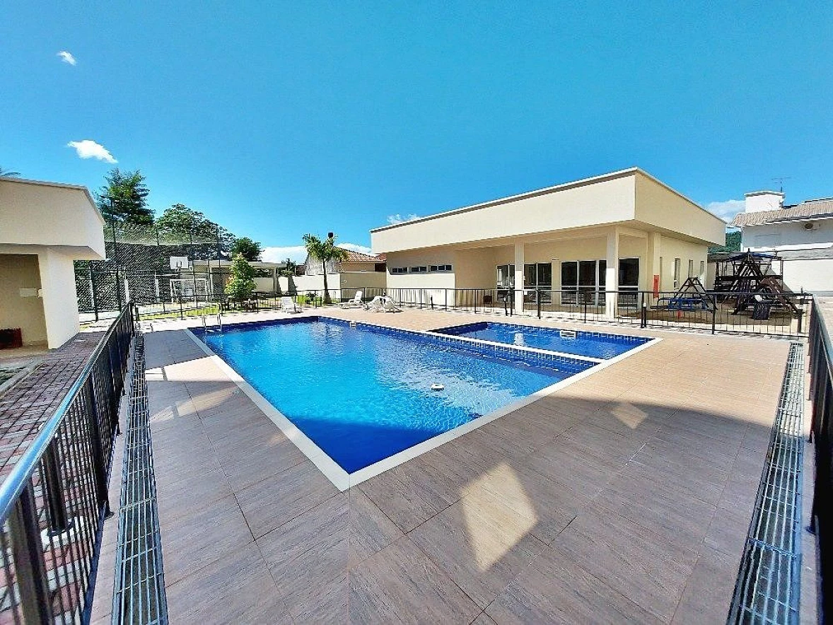 Apto 2 Quartos, 1 Vaga, Lazer - São Sebastião - Santa Catarina