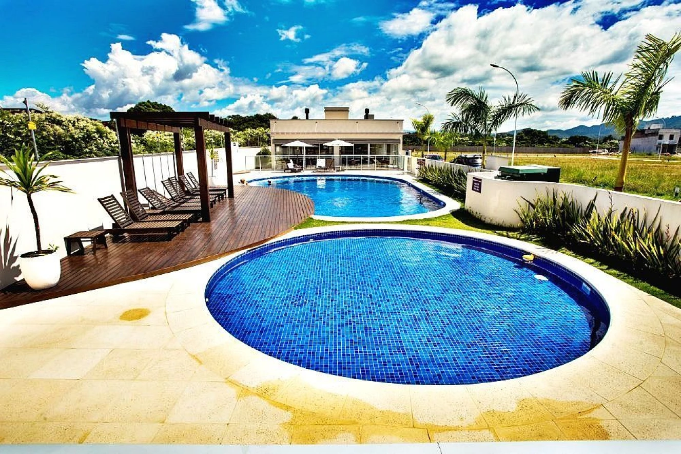 Terreno 220 M², Escritura, Lazer - Deltaville - Santa Catarina