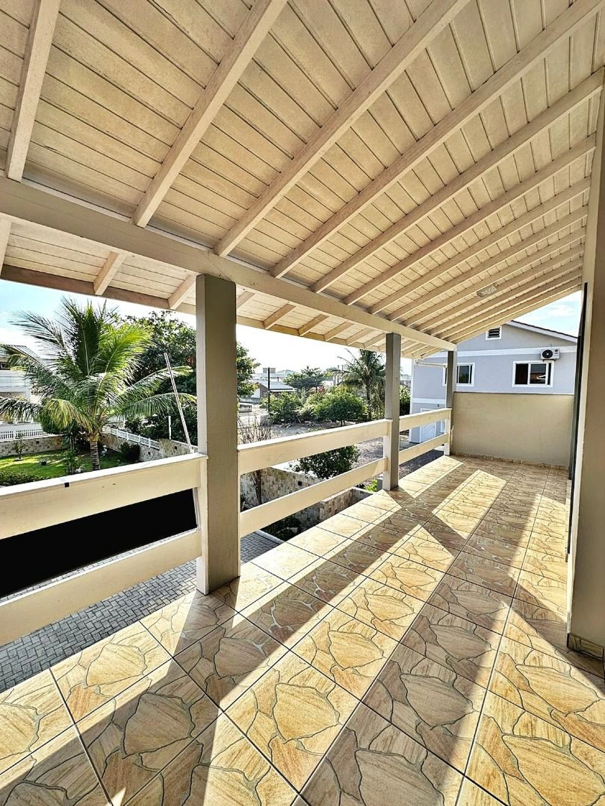 Casa com 4 Suítes, 300,00 Metros do Mar, Praia do Sonho, Palhoça/SC - Foto 43