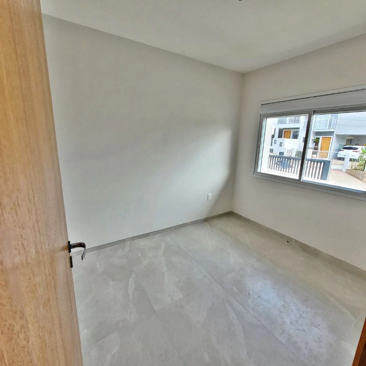 Sobrado 3 Quartos, 1 Suíte, 2 Vagas - San Marino - Santa Catarina - Foto 14