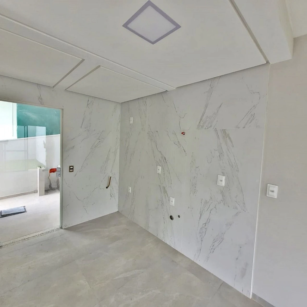 Sobrado geminado em Forquilhas, São José