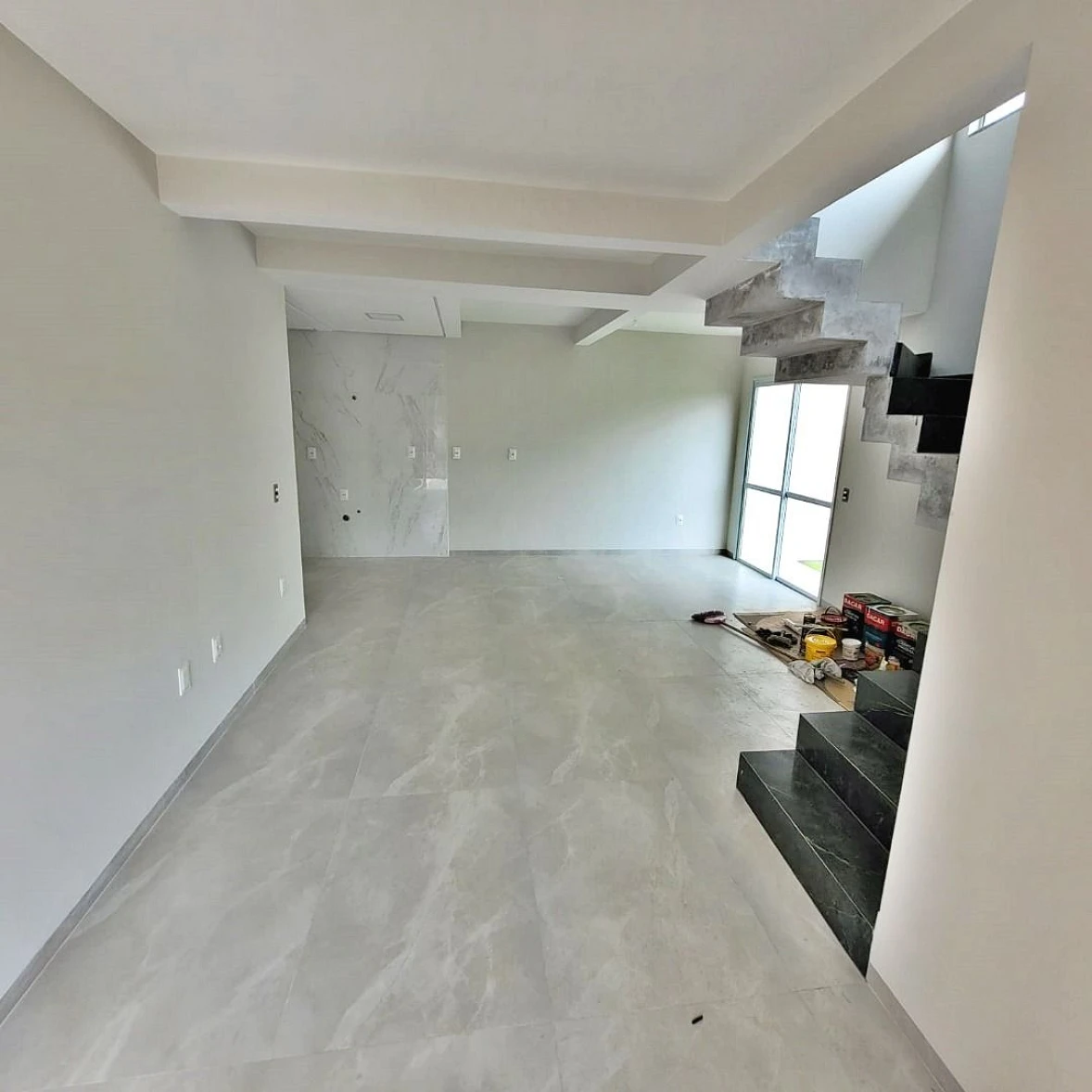 Sobrado geminado em Forquilhas, São José