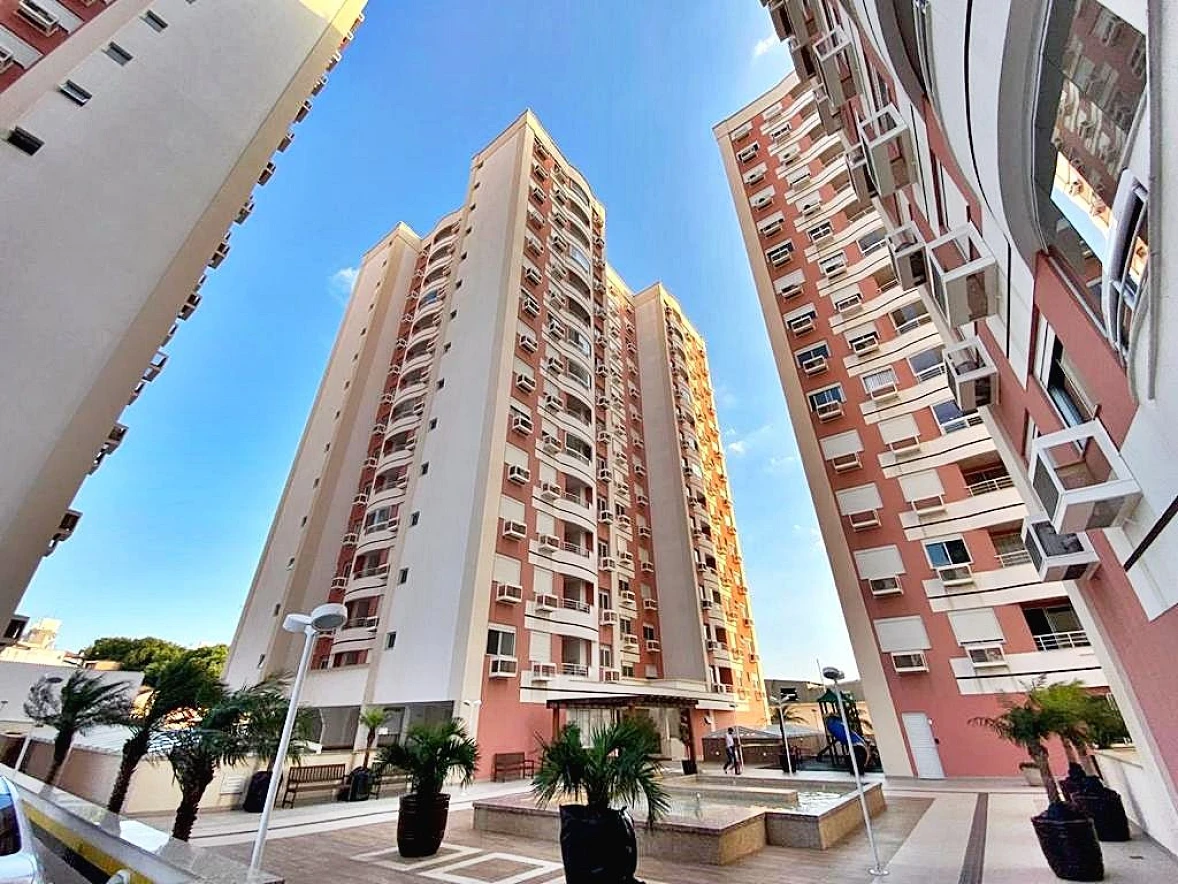 Apartamento com 2 Dormitórios para Alugar, 74 m² por R$ 3.025,00/Mês - Barreiros - São José/SC