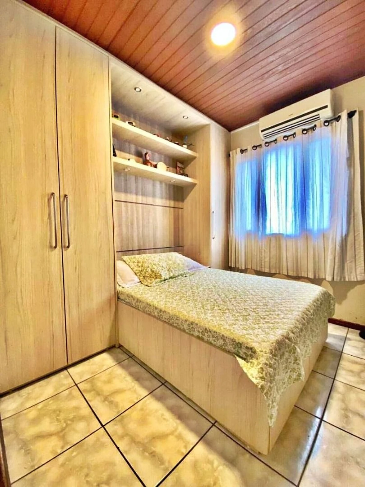 Casa 4 Quartos, 1 Suíte, 8 Vagas - Barreiros - Santa Catarina - Foto 8