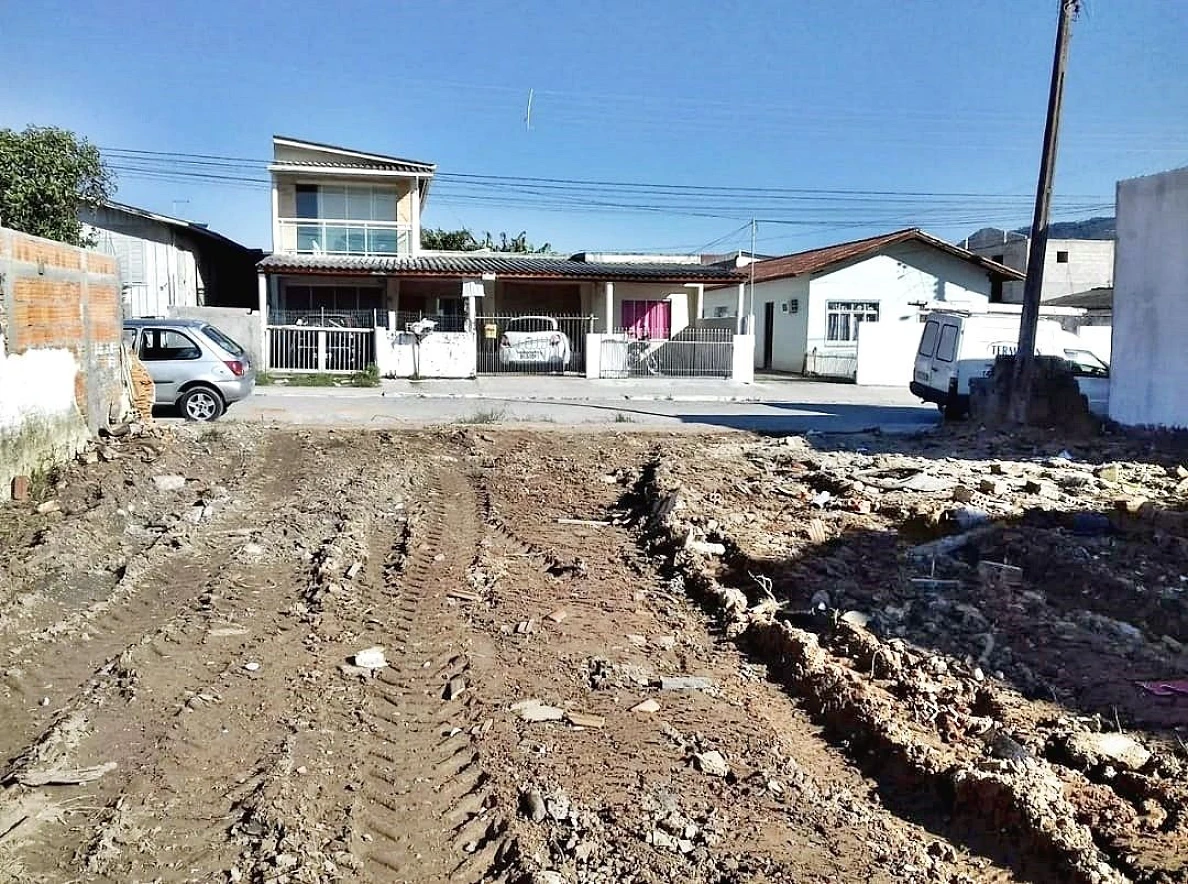 Terreno em Caminho Novo, Palhoça