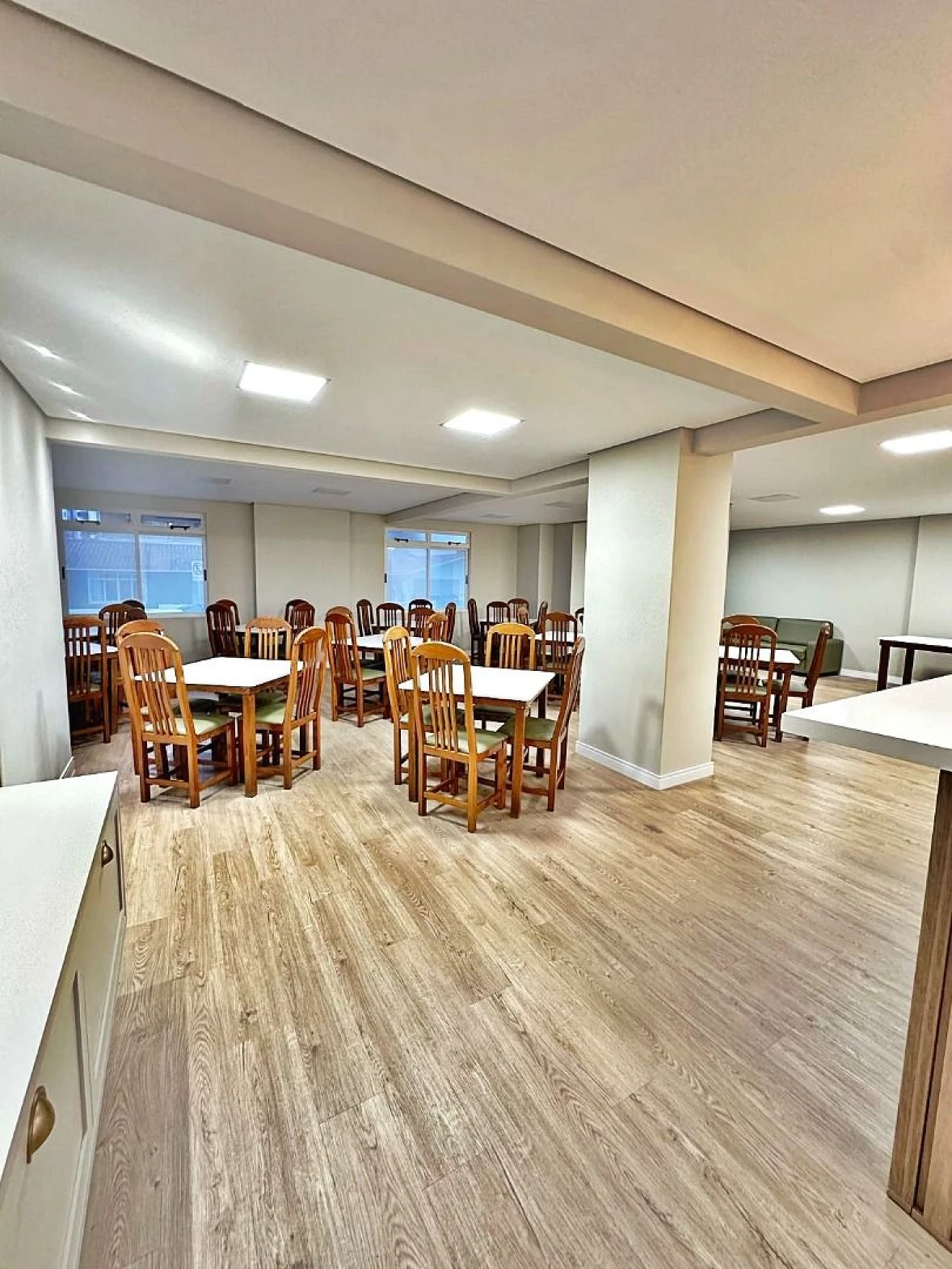 Apartamento, 3 Dormitórios, Suíte Máster, Vaga de Garagem - Campinas, São José/SC - Foto 42