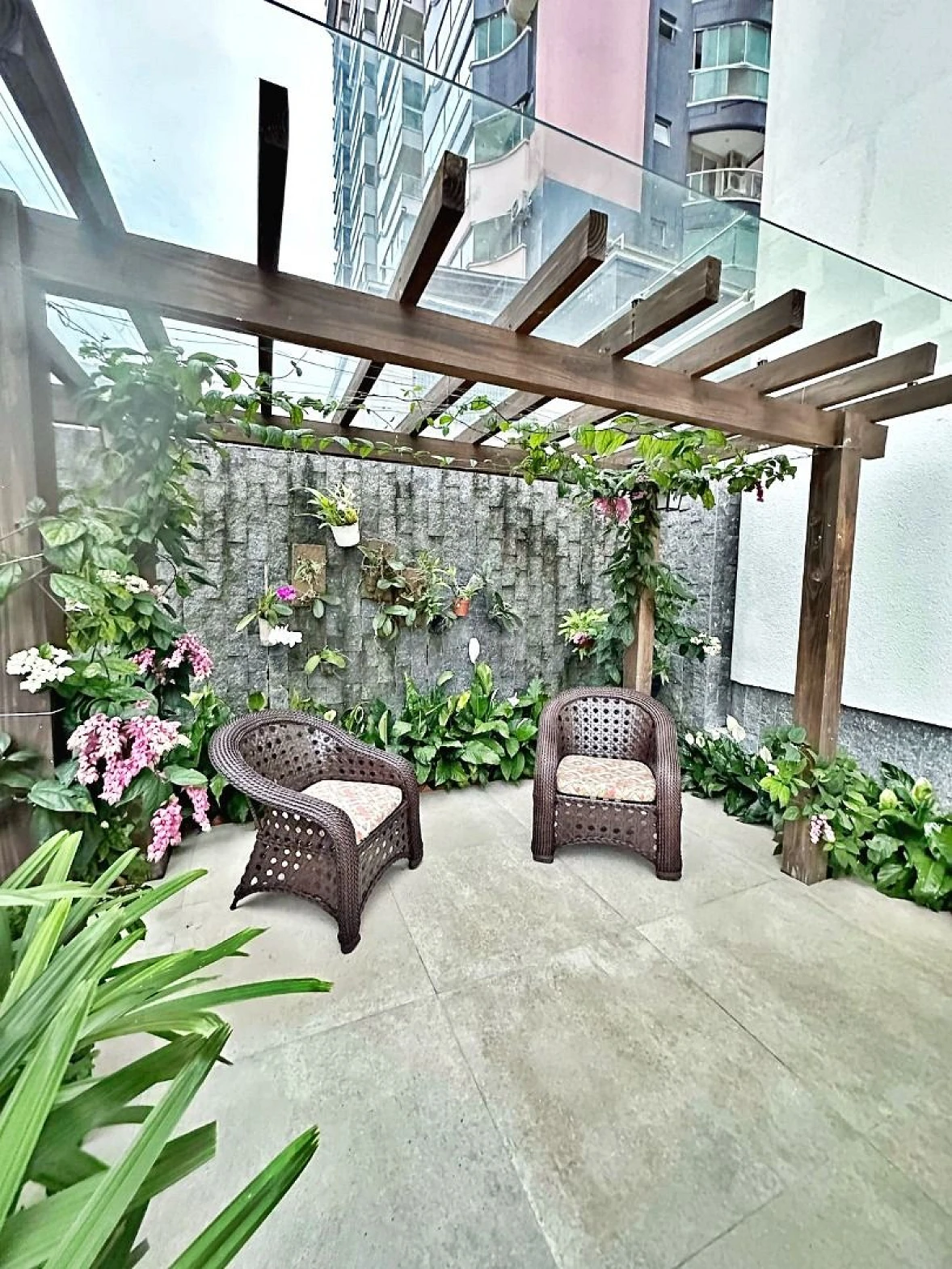 Apartamento, 3 Dormitórios, Suíte Máster, Vaga de Garagem - Campinas, São José/SC - Foto 6