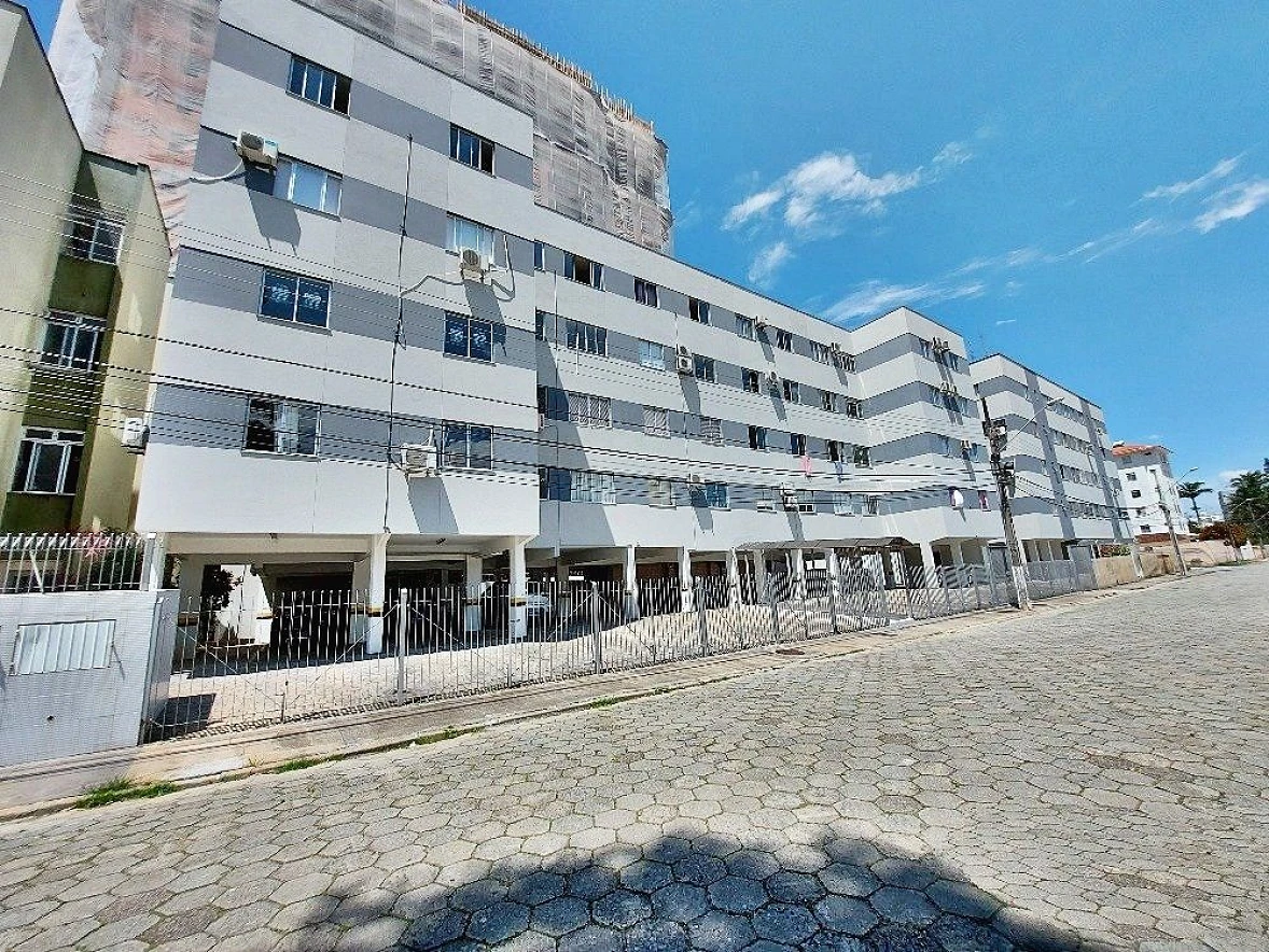 Apartamento em Nossa Senhora do Rosário, São José