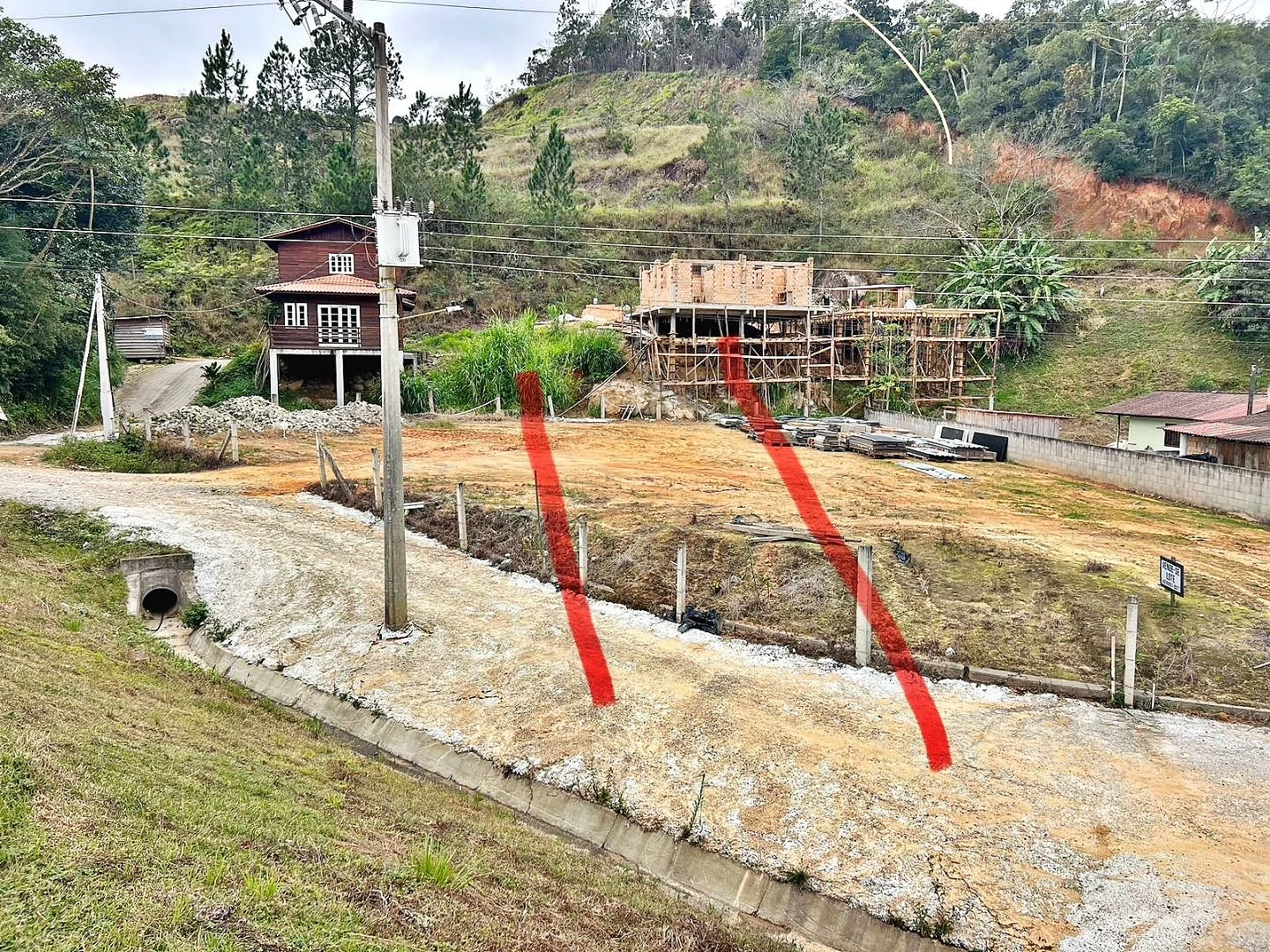 Terreno Esquina, 3 Andares, Escritura - Pedra Branca - Foto 17