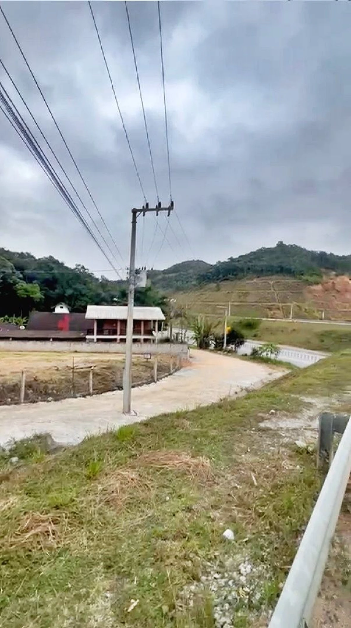 Terreno Esquina, 3 Andares, Escritura - Pedra Branca - Foto 7