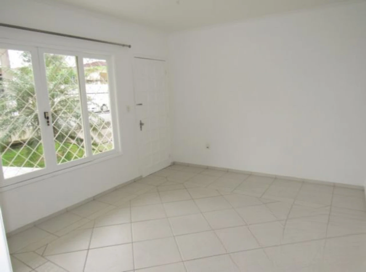 Casa Residencial/Comercial com 195 m² - Ipiranga - São José/SC - Foto 6