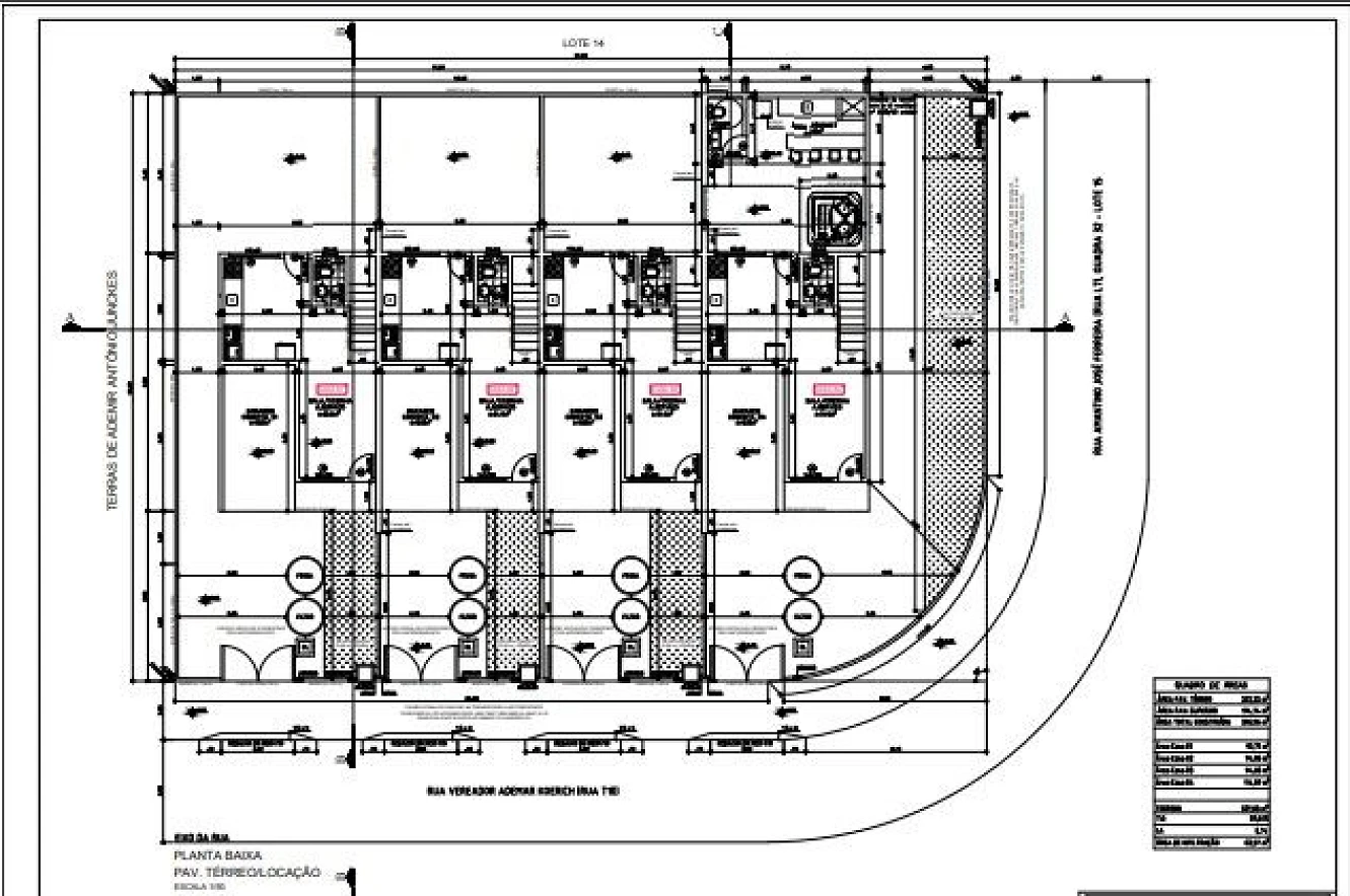 Sobrado geminado em San Marino, São José