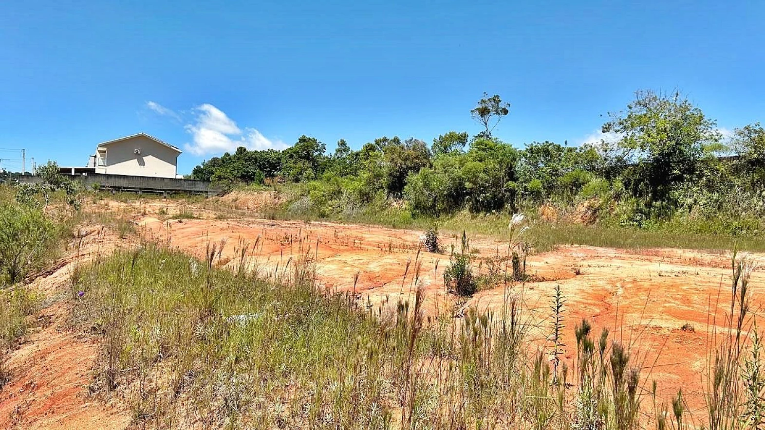 Terreno 1.560 M², Escritura - Forquilhas