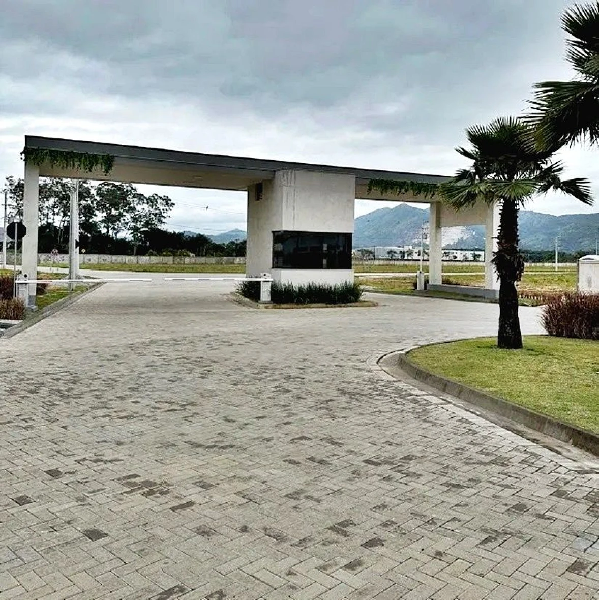 Terreno 900 M², Escritura - Deltaville Business