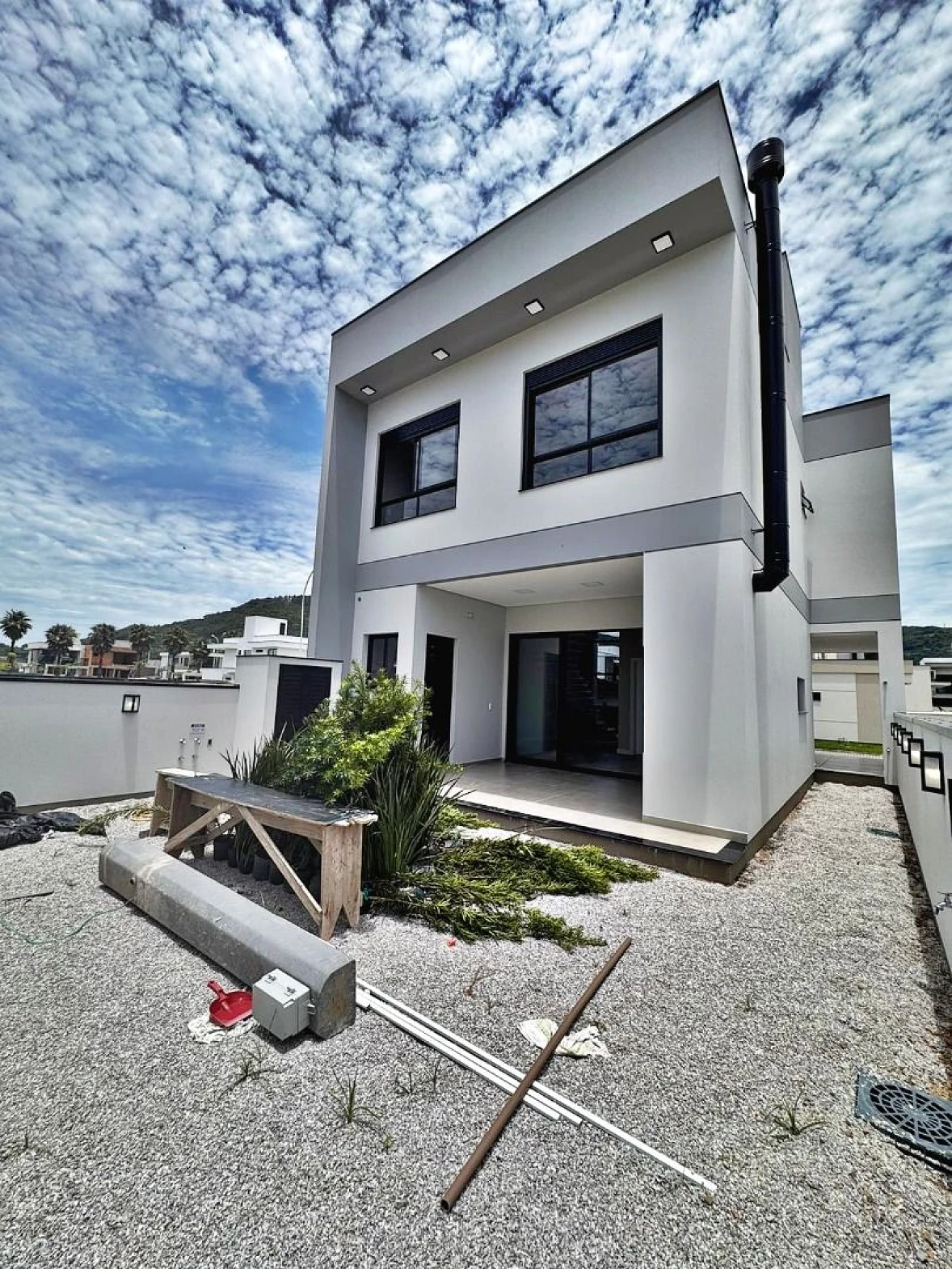 Casa 3 Dormitórios, sendo 1 Suíte e Banheiro Social - Foto 15