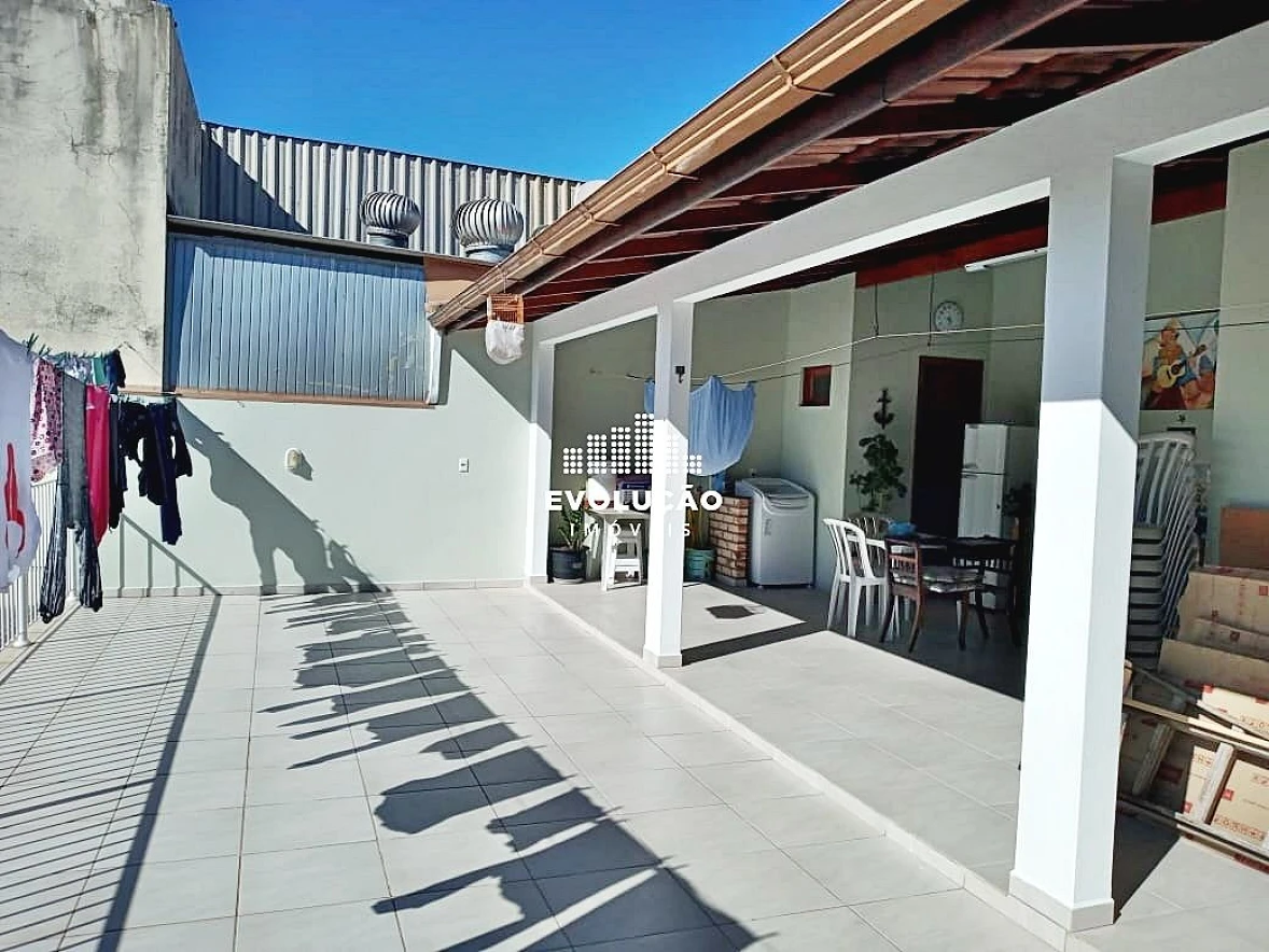 Imóvel com 2 Casas e Mezanino no Ipiranga - São José - Foto 26