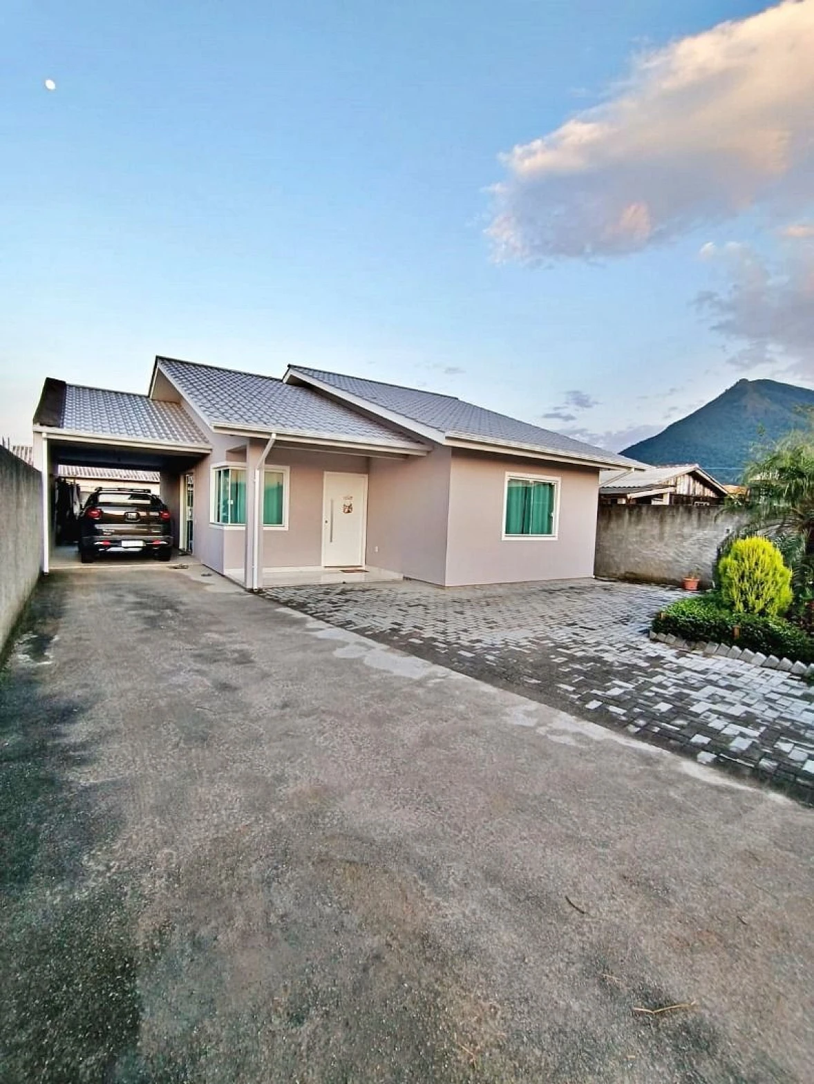 Casa 3 Quartos, 2 Vagas - Guarda do Cubatão.