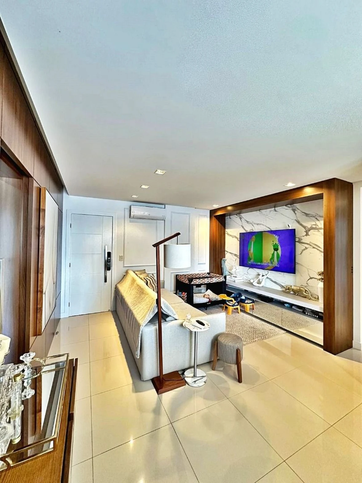 Residencial Milenium Palace, Apartamento, 2 Dormitórios, 1 Suíte, 2 Vagas de Garagens, Bairro Campinas, São José/SC - Foto 11