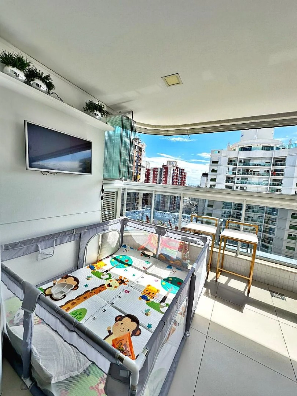 Residencial Milenium Palace, Apartamento, 2 Dormitórios, 1 Suíte, 2 Vagas de Garagens, Bairro Campinas, São José/SC - Foto 18