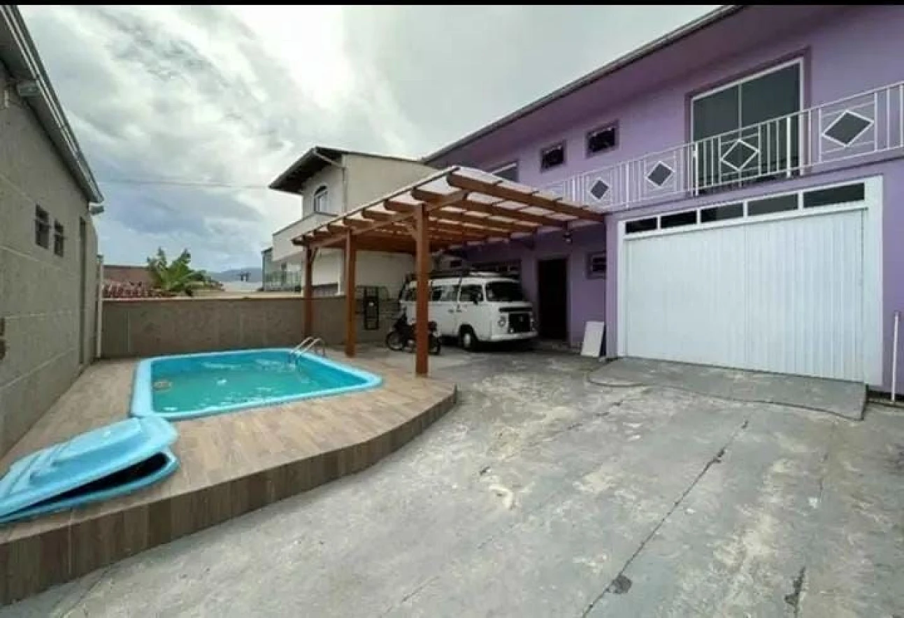 Casa em Ponte do Imaruim, Palhoça