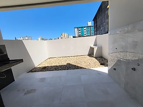 Lindo Sobrado com 3 Dormitórios à Venda, 179 m² Barreiros - São José/SC - Foto 11