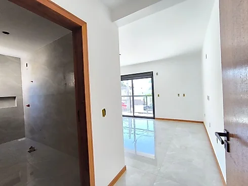 Lindo Sobrado com 3 Dormitórios à Venda, 179 m² Barreiros - São José/SC - Foto 15