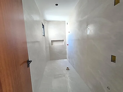 Lindo Sobrado com 3 Dormitórios à Venda, 179 m² Barreiros - São José/SC - Foto 16