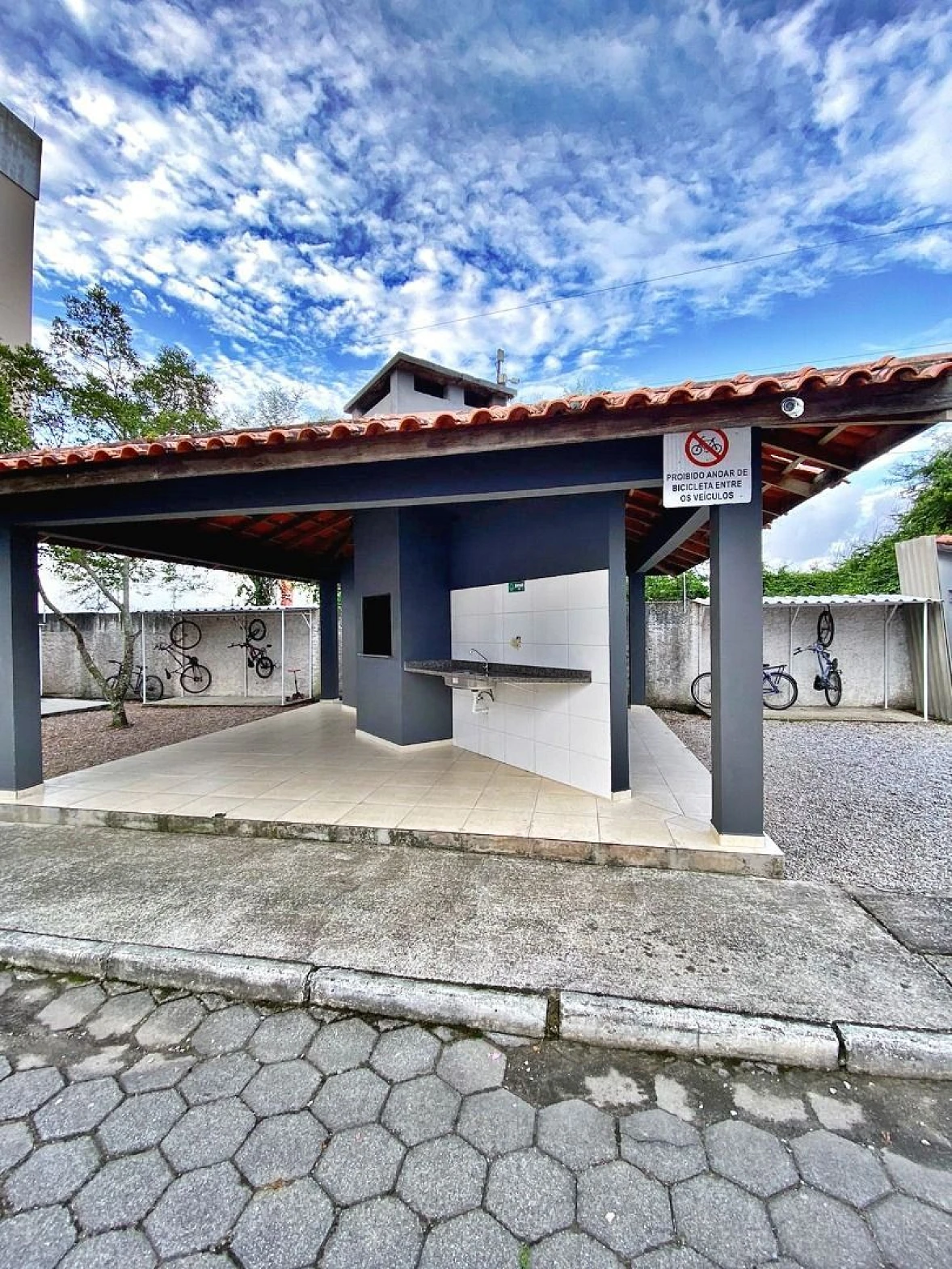 Apto 2 Quartos, Sacada, 1 Vaga - Aririú da Formiga - Foto 18
