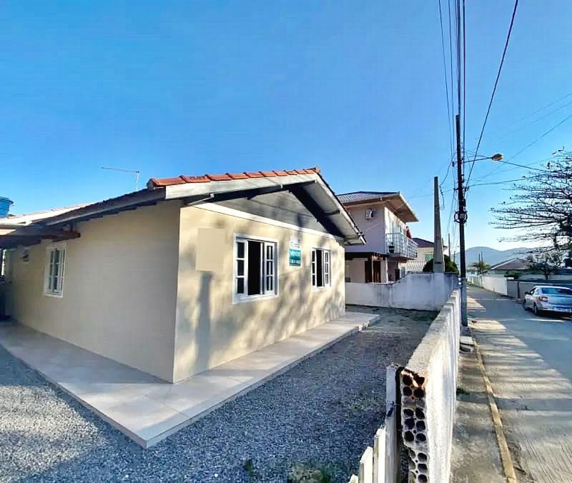 Terreno a 100 Metros Mar - Armação da Piedade