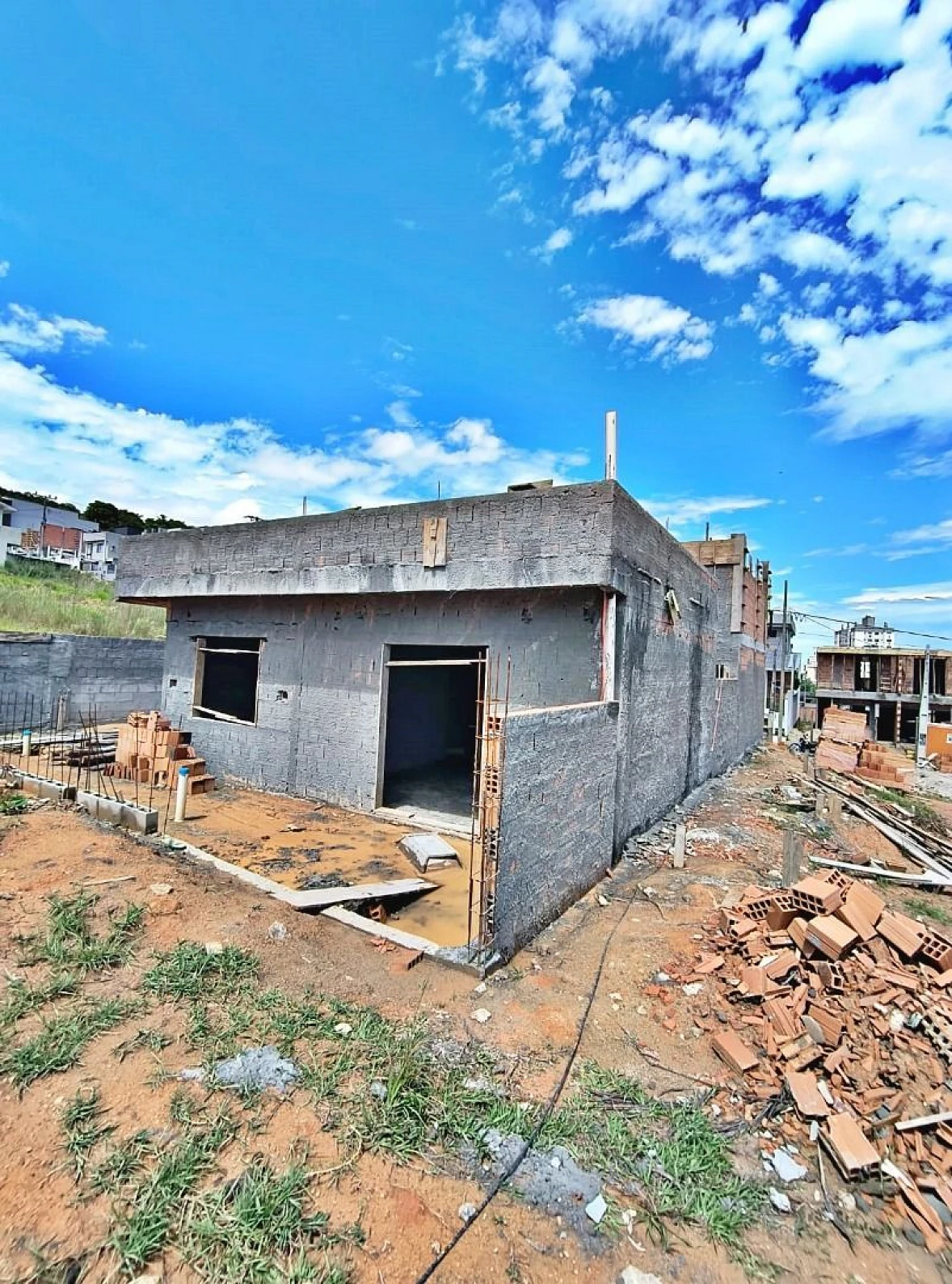 Casa 3 Quartos com 1 Suíte e 136m² - Caminho Novo - Foto 17
