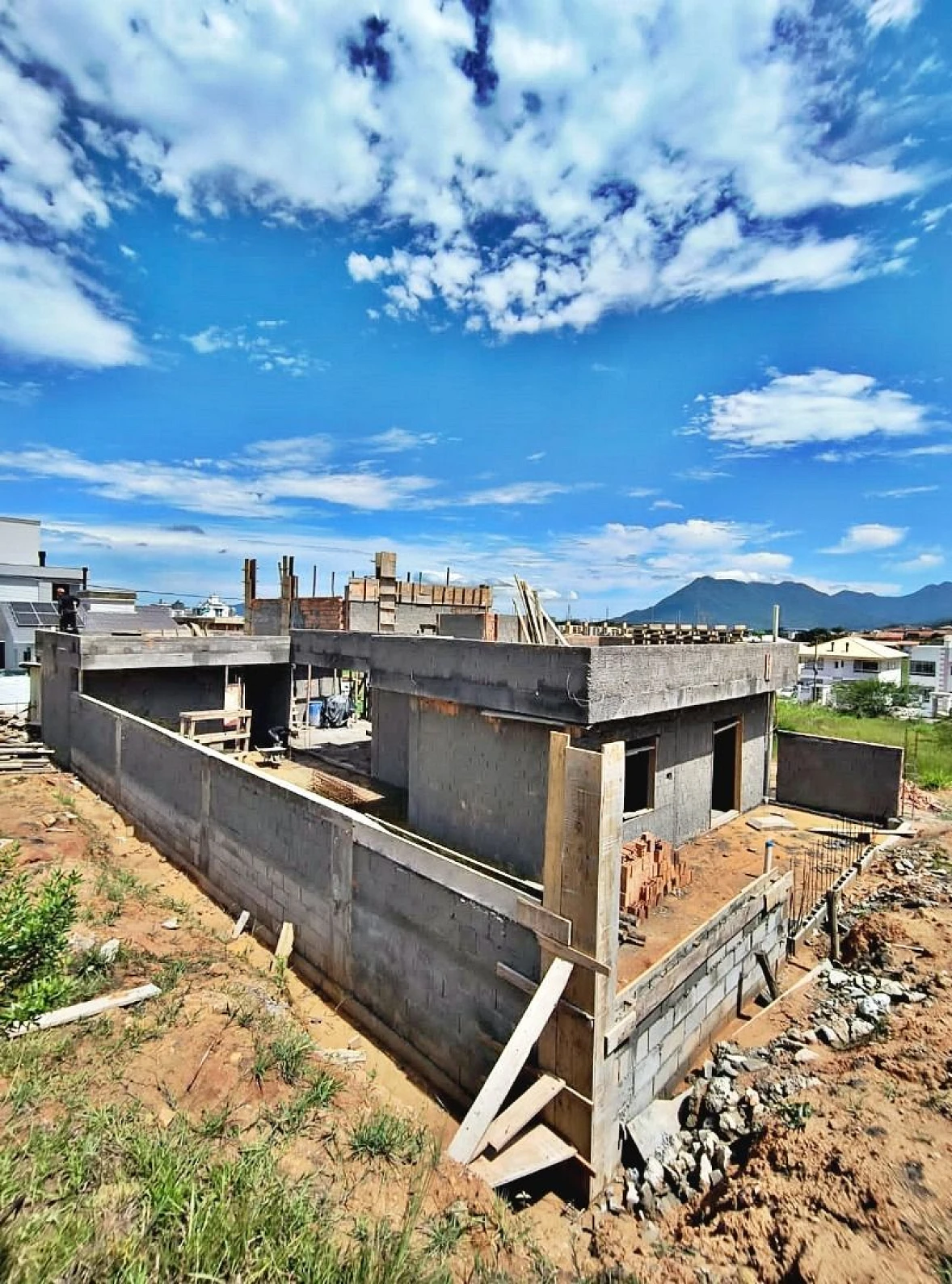 Casa 3 Quartos com 1 Suíte e 136m² - Caminho Novo - Foto 18