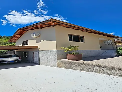 Casa a Venda  - Canto dos Ganchos - Governador Celso Ramos/SC