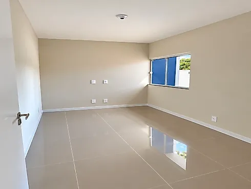 Casa a Venda, com 2 Dormitórios à Venda, 48 m² por R$ 370.000 - Forquilhas - São José/SC - Foto 3