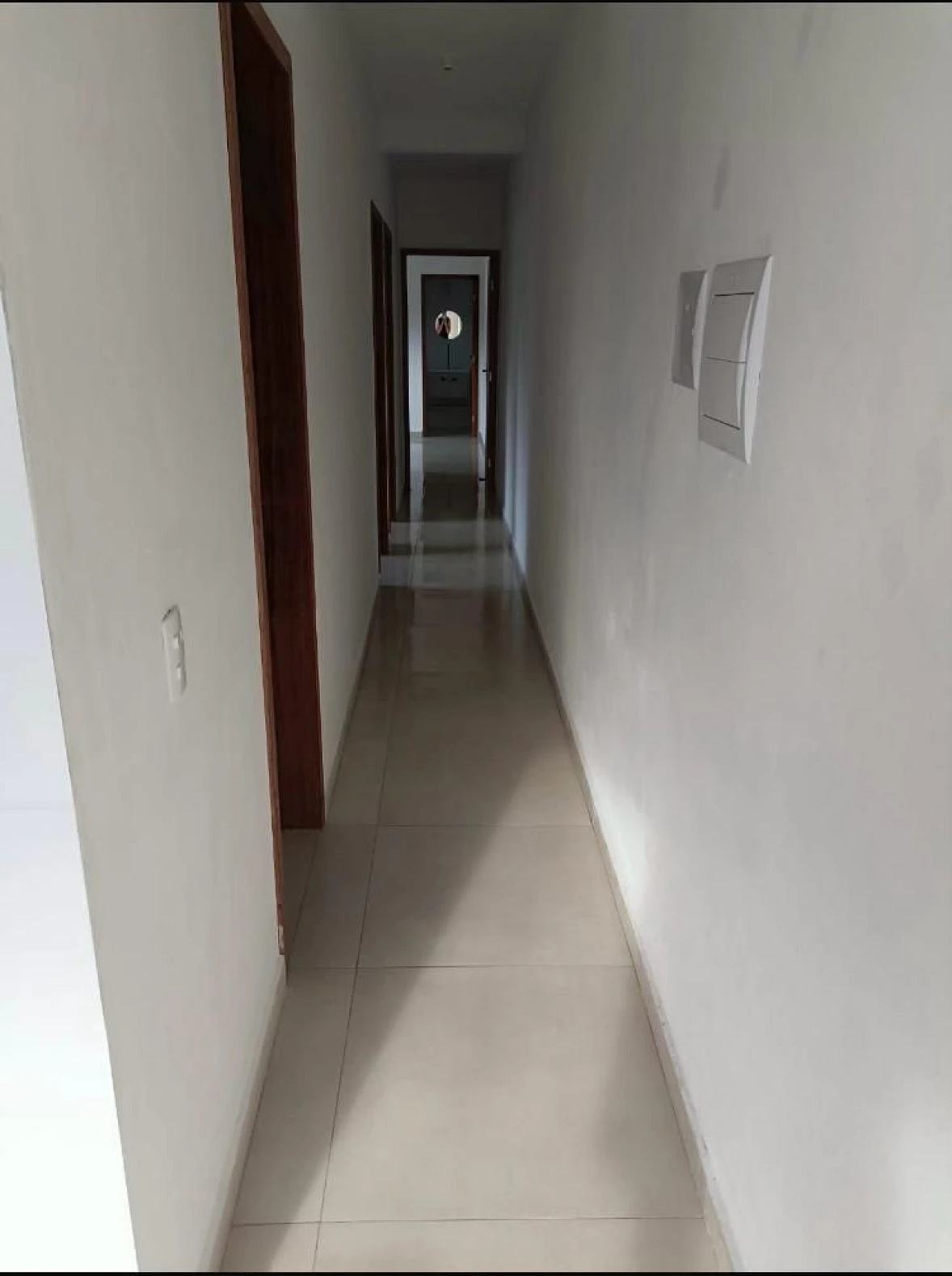 Sobrado geminado em Potecas, São José