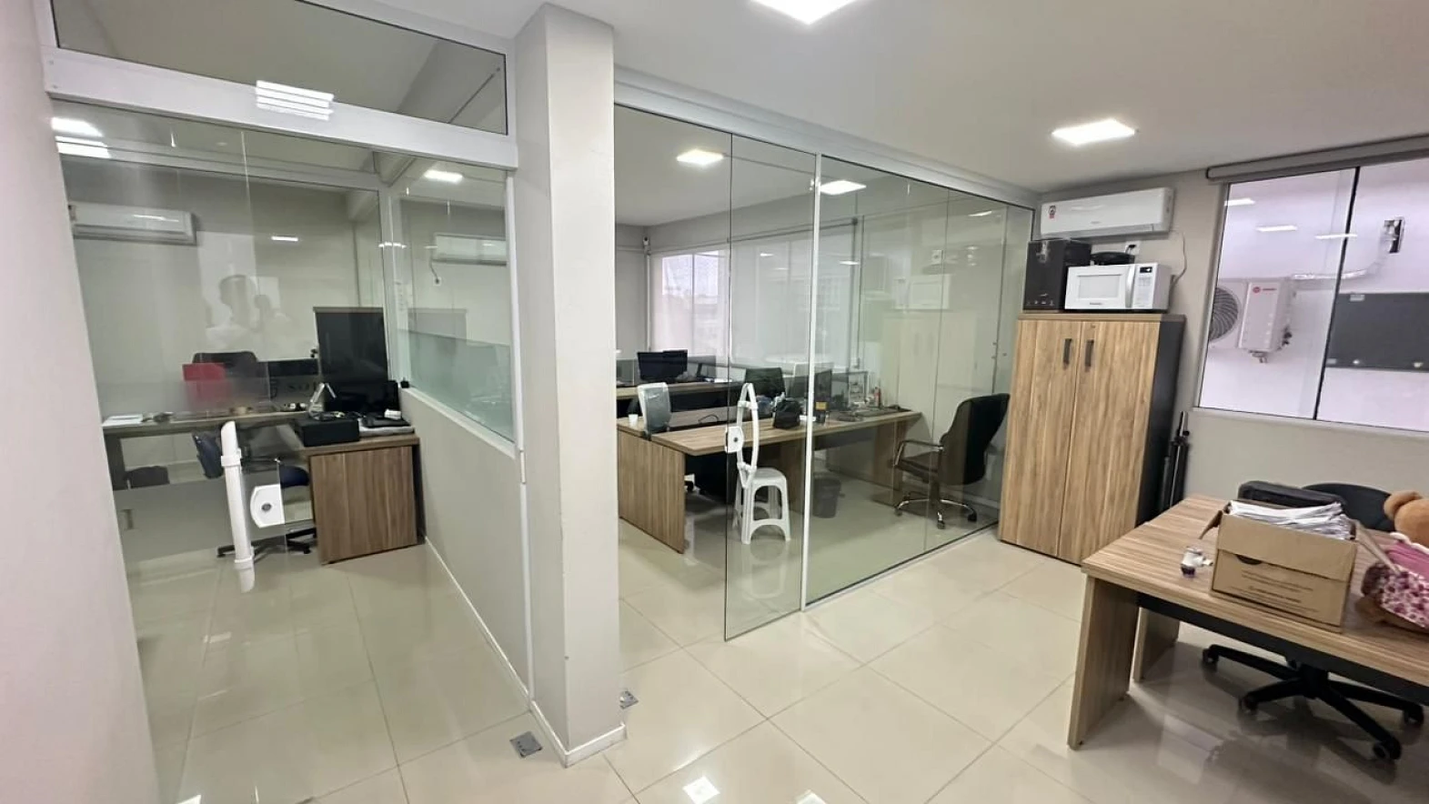 Escritório/sala em Kobrasol, São José