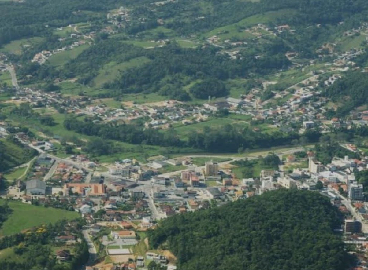 Terreno em Sul do Rio, Santo Amaro da Imperatriz