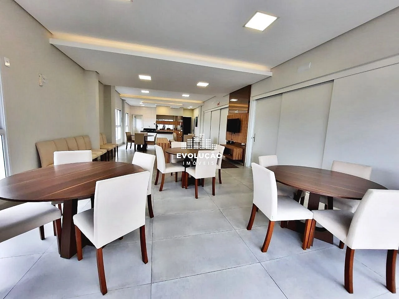 Apartamento a Venda com 3 Dormitórios à Venda - Ponte do Imaruim - Palhoça/SC - Foto 32