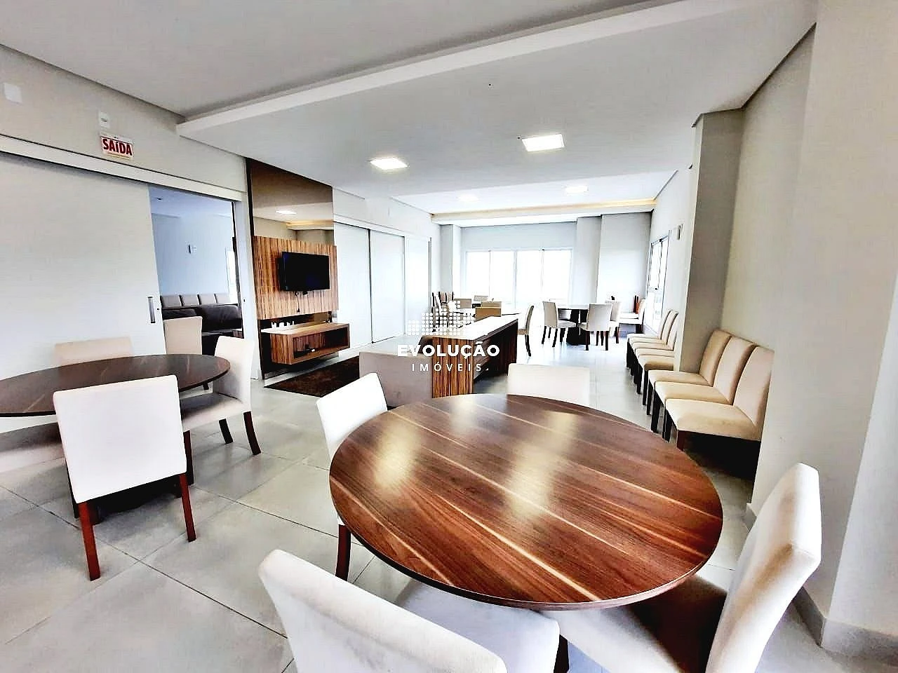 Apartamento a Venda com 3 Dormitórios à Venda - Ponte do Imaruim - Palhoça/SC - Foto 34
