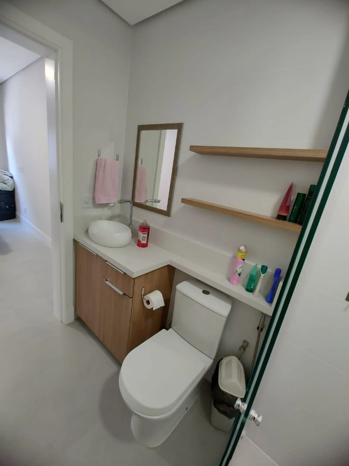 Apartamento  02 Dormitórios, com Suíte e Vaga, Palmas, Gov. Celso Ramos SC - Foto 19